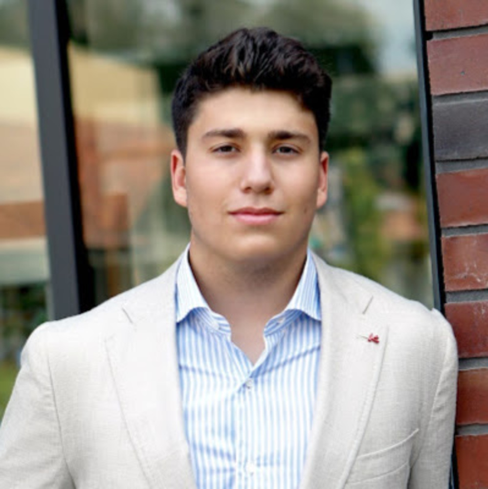 Meet your Posher, Joey